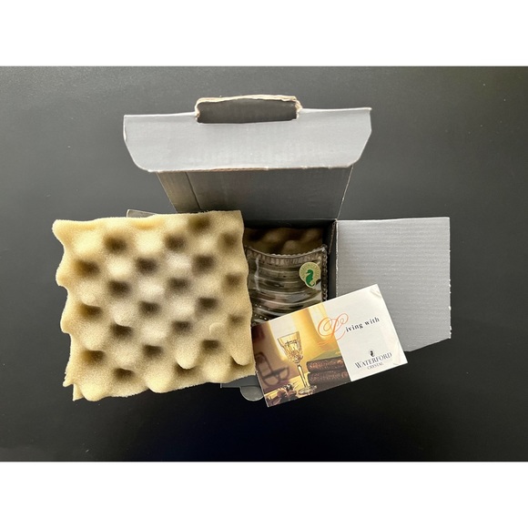 🇺🇸 NIB Waterford Crystal American Flag Paperweight 🇺🇸 - Picture 4 of 6